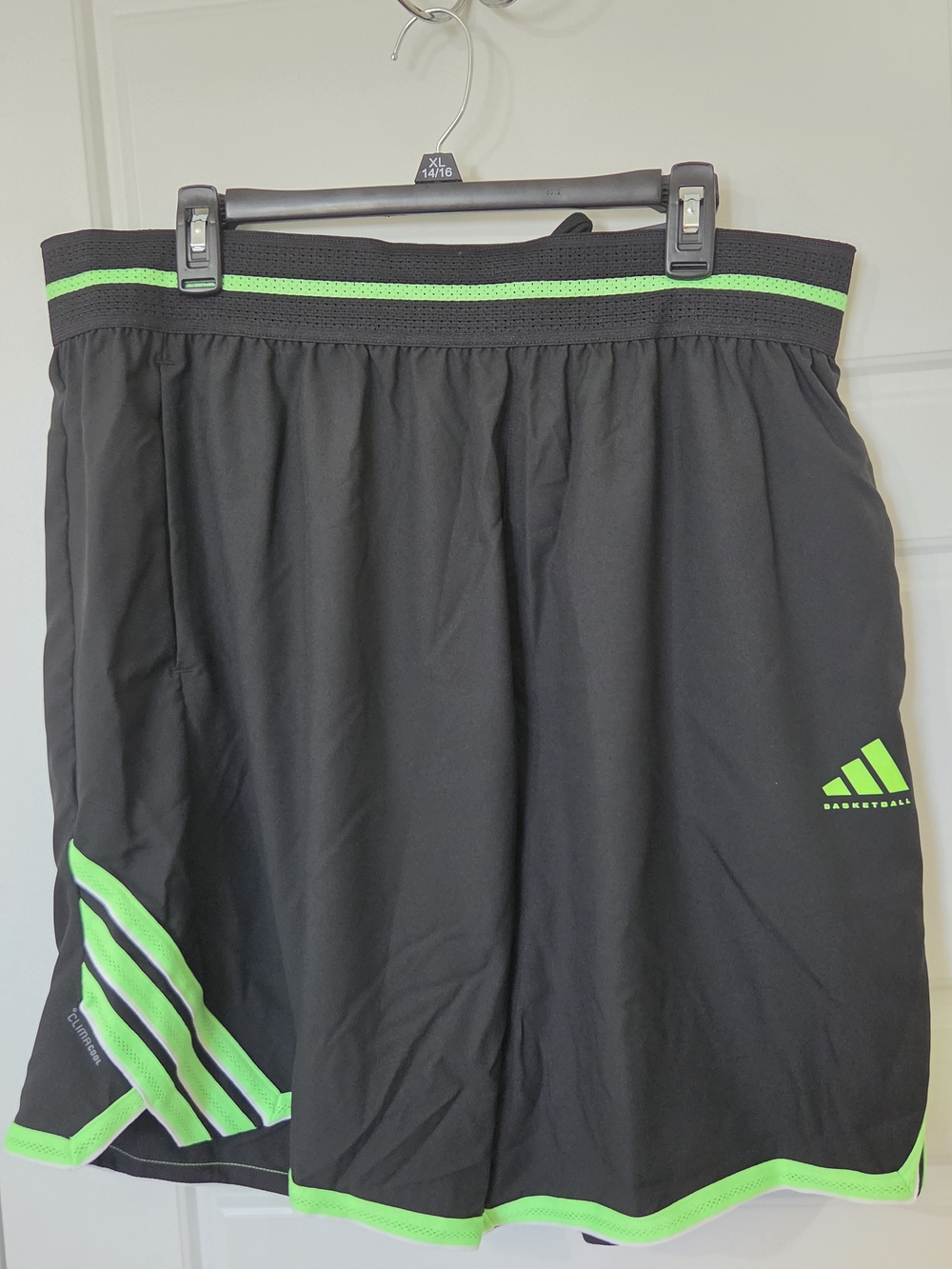 Men's Adidas Crazylite Shorts Size XL9" JX6380 NWT